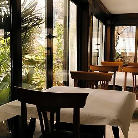 Otel Mercedes 3*