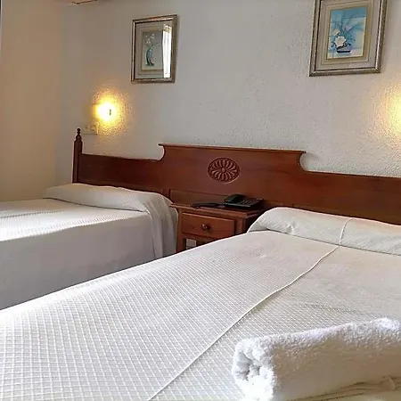 Otel Mercedes Lloret de Mar