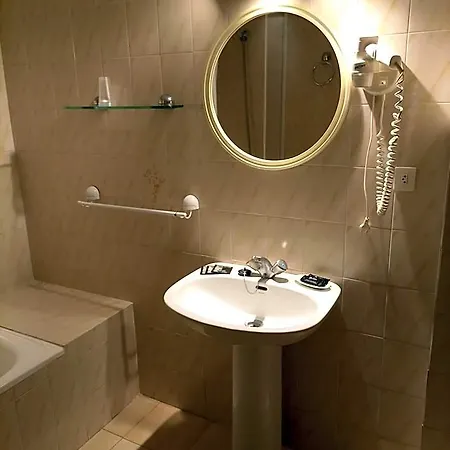 Otel Mercedes 3*