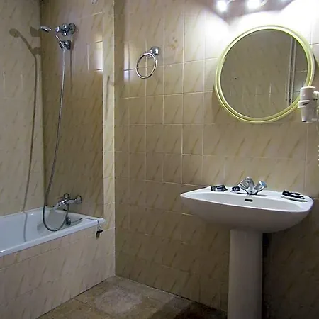 Otel Mercedes 3*