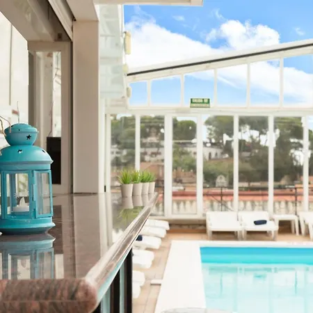 Mercedes 3* Lloret de Mar