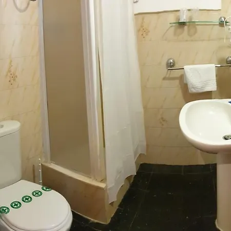 Mercedes 료렛 드 마르