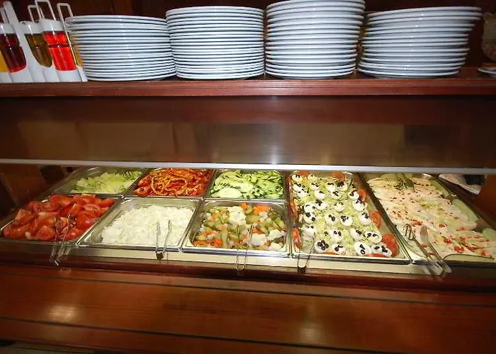 Mercedes Отель 3*