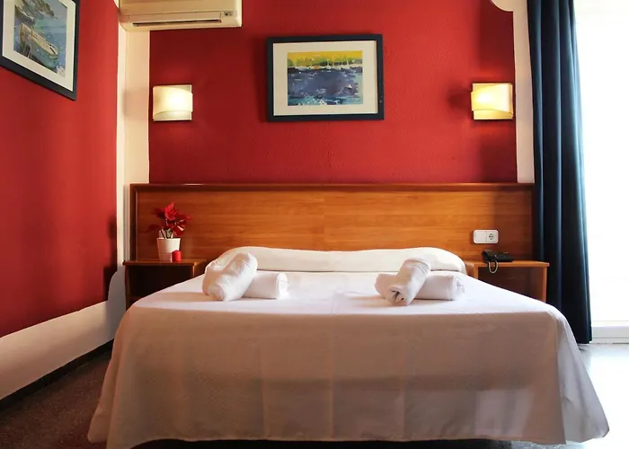 Mercedes 3* Lloret de Mar