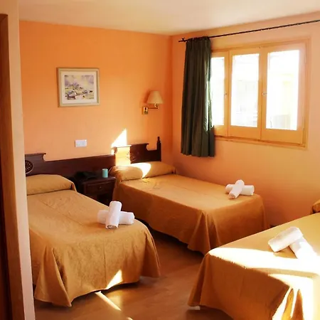 Mercedes Hotell Lloret de Mar